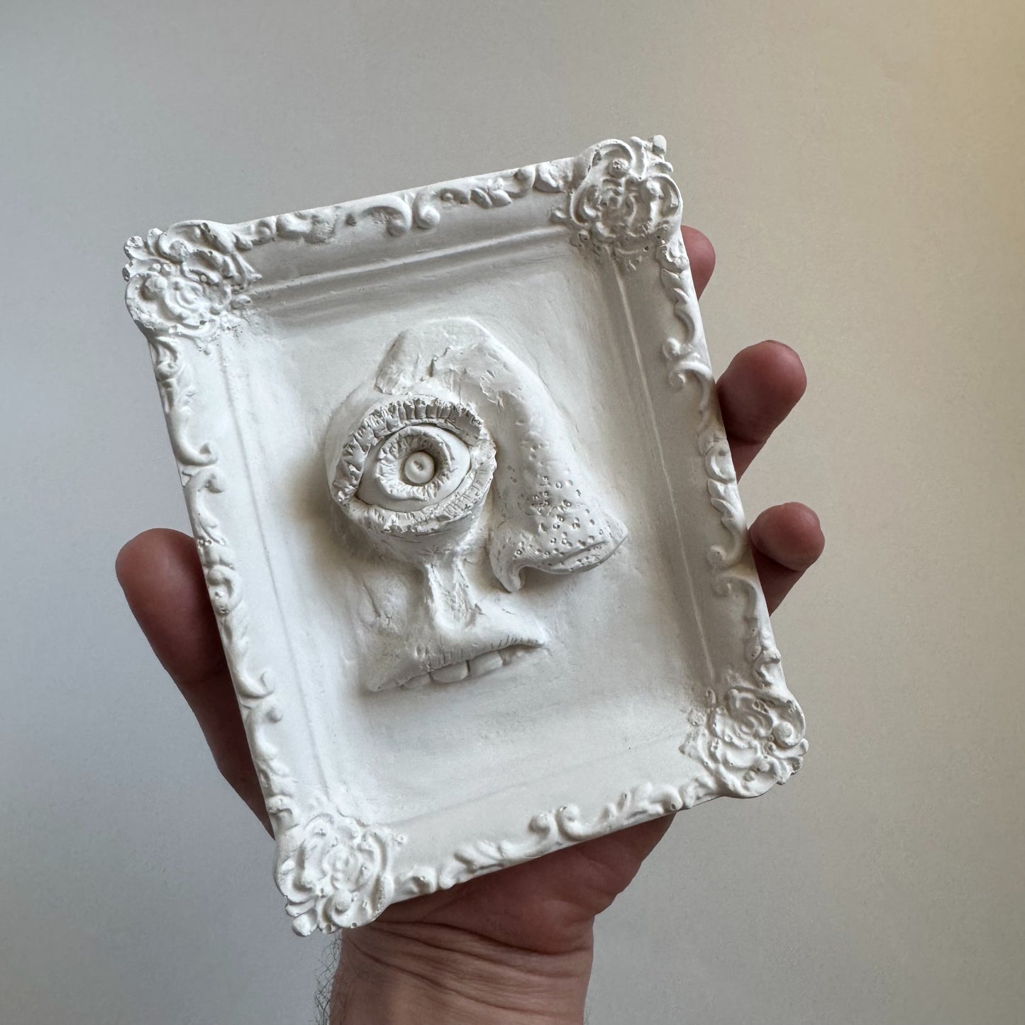 'Beautiful Face' Wall Hanging